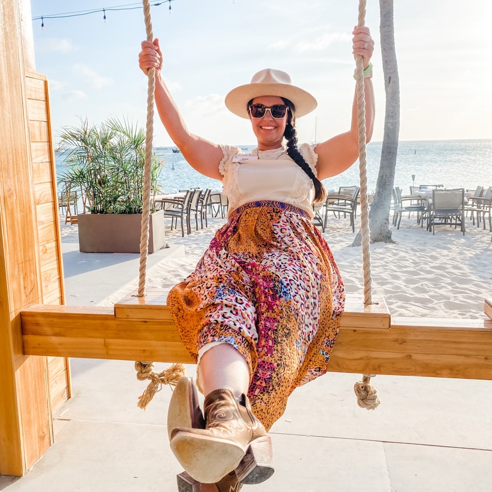 Meet your Posher, Kayla